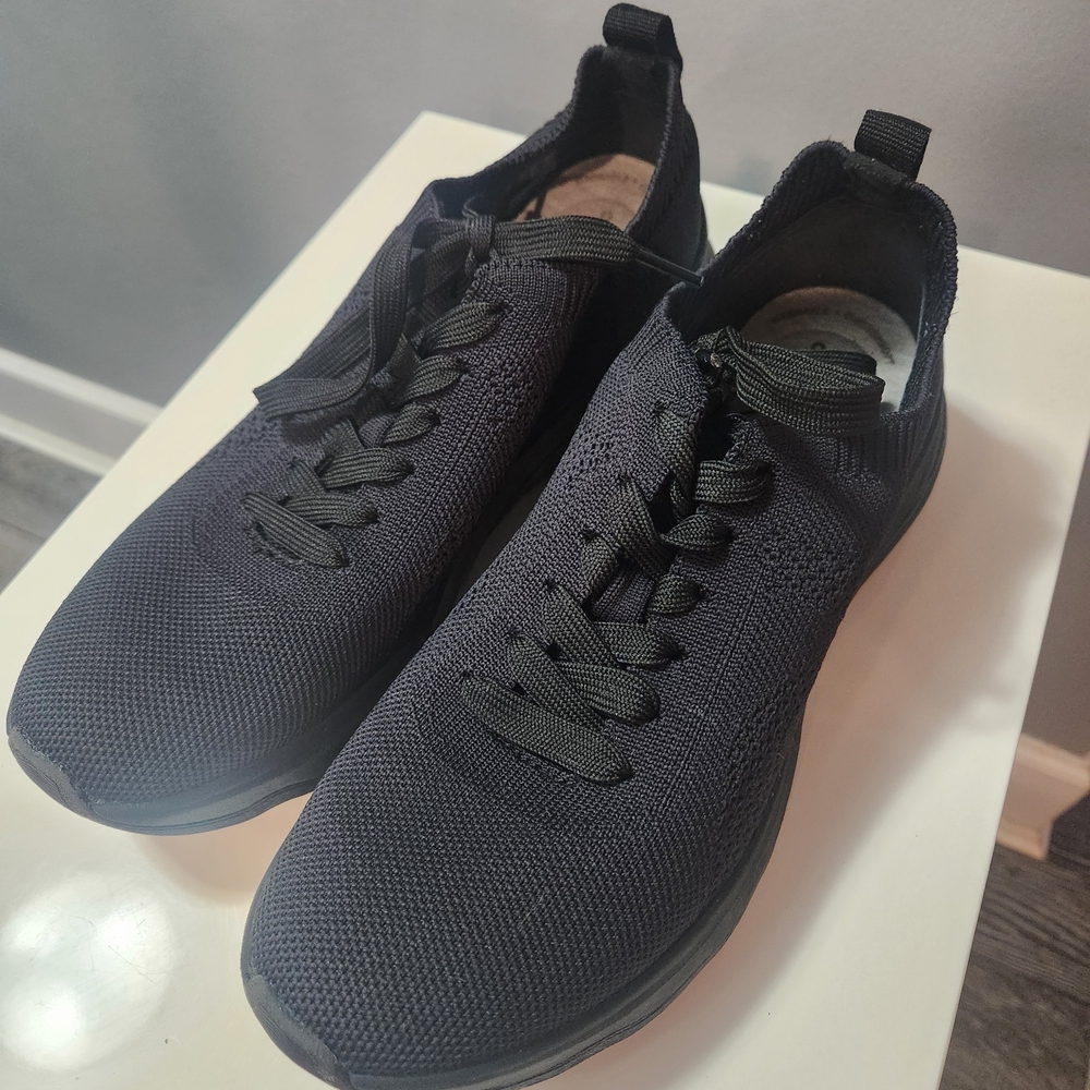 Womens Clarks Cloudsteppers Black Athletic Shoes